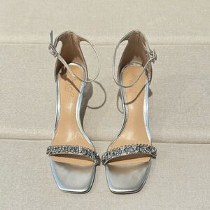 Jewel Badgley Mischka Silver Heels
